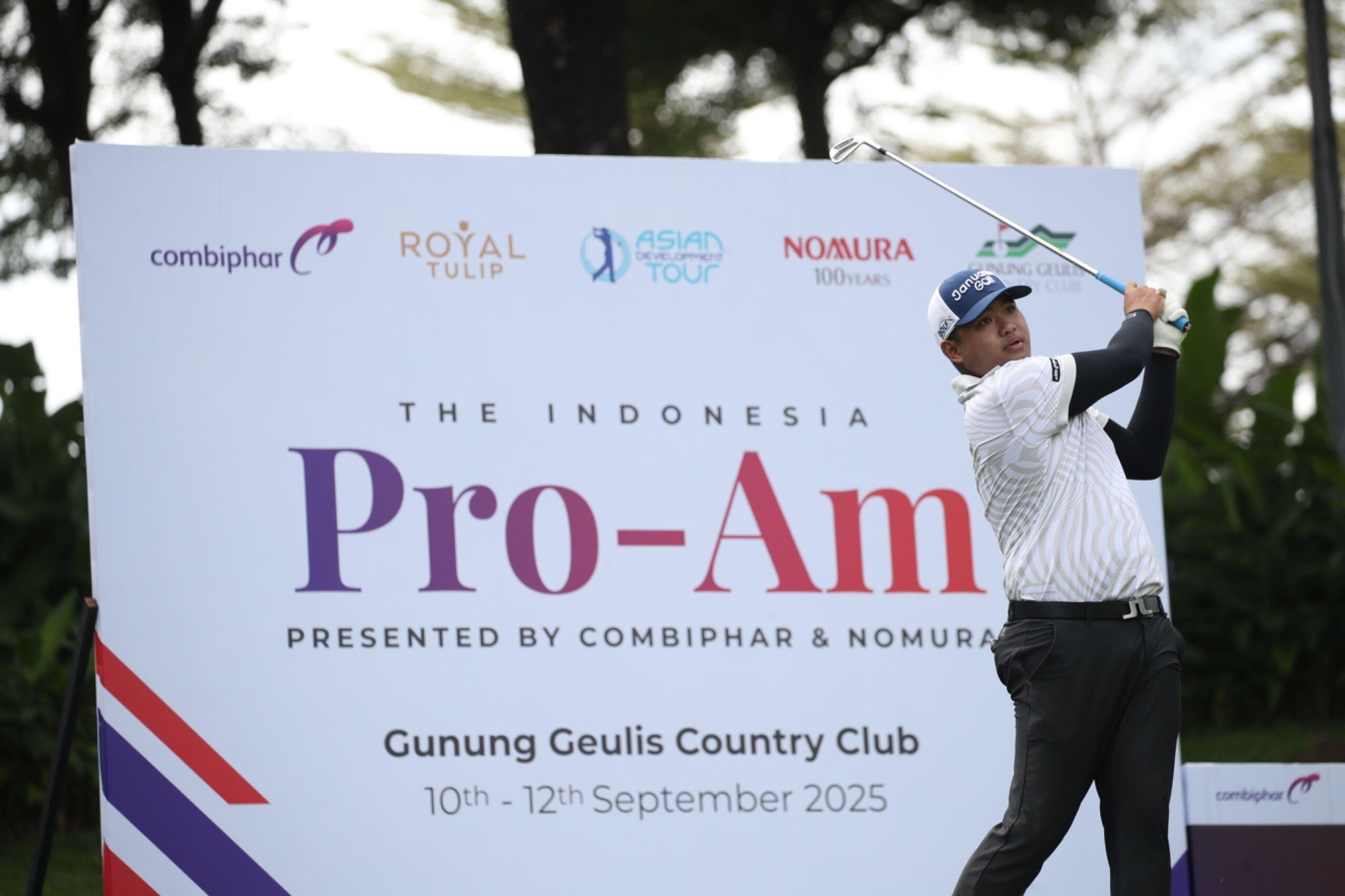Pegolf asal Filipina, Carl Jano Corpus, beraksi pada The Indonesia Pro-Am presented by Combiphar & Nomura 2025 di Gunung Geulis Country Club, Bogor. 10 September 2025. (Istimewa)