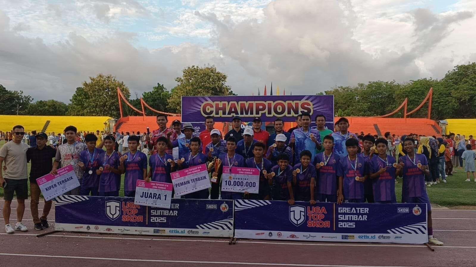 Liberty FC Juara Liga TopSkor Sumbar 2025.