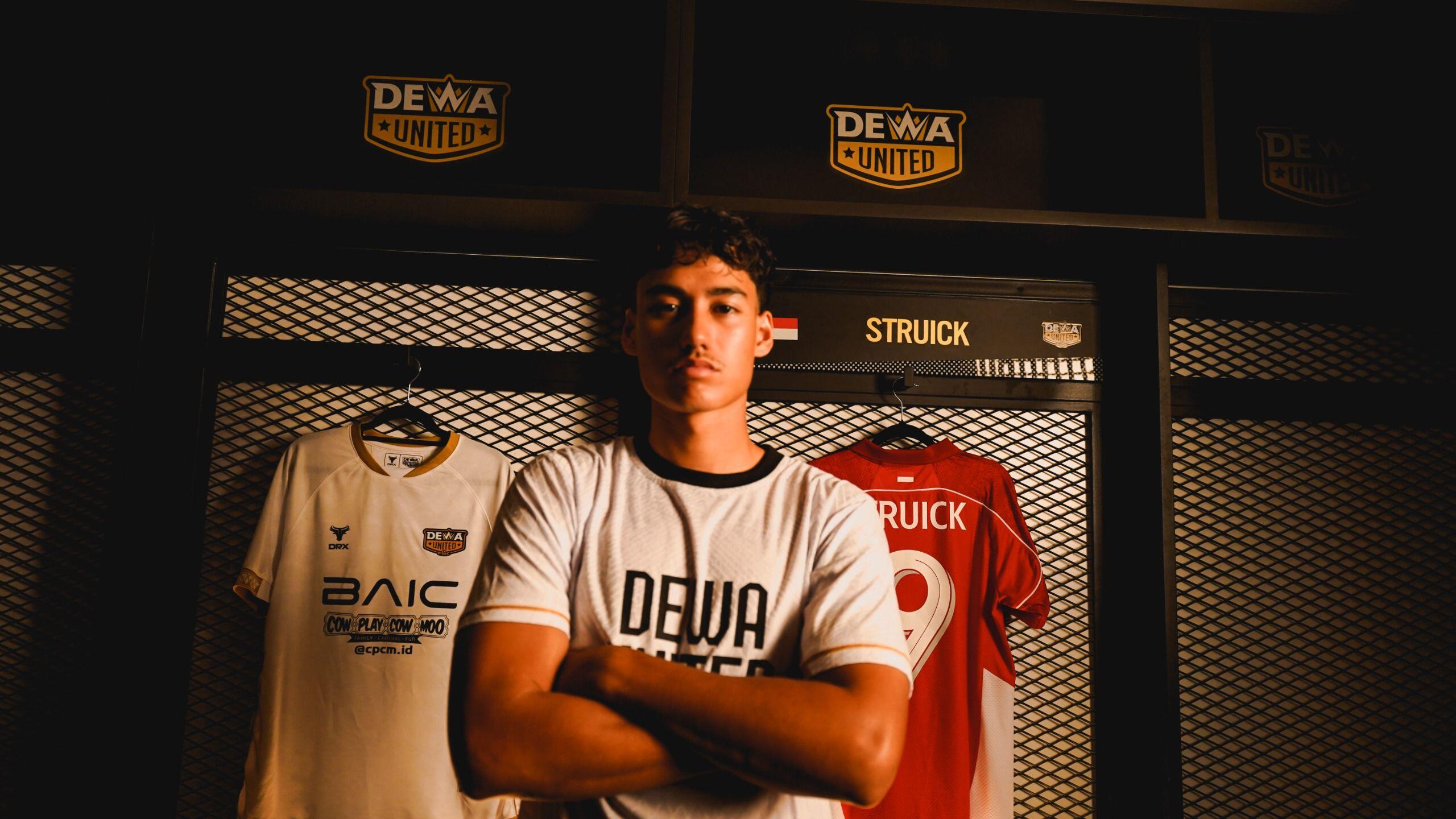 Rafael Struick, resmi berseragam Dewa United musim depan. (Dewa United)